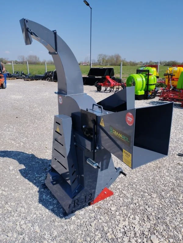 Rębak bębnowy rozdrabniacz demarol R12
