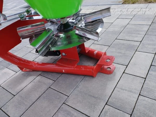 Rozsiewacz lejek do nawozów Strumyk Agrol sklep