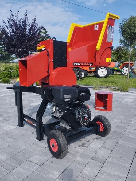 spalinowy rębak walcowy RS-120 WOM agrol maszyny rolnicze