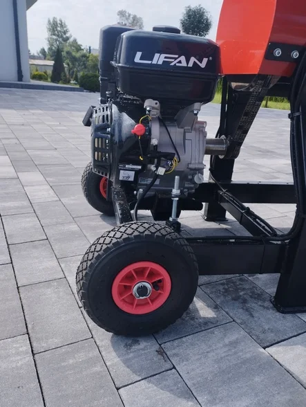 rębak walcowy spalinowy RS-120 WOM agrol maszyny rolnicze