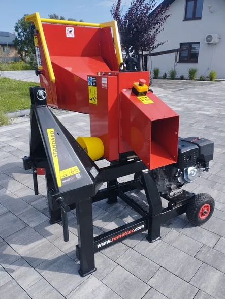 rębak walcowy spalinowy RS-120 (15KM) WOM maszyny rolnicze