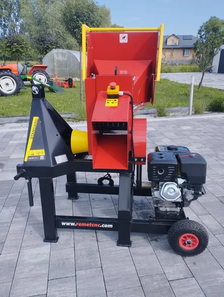 rębak walcowy spalinowy RS-120 (15KM) WOM standard