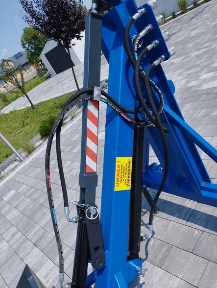 ładowacz hydrauliczny na tył ciągnika maszyny rolnicze