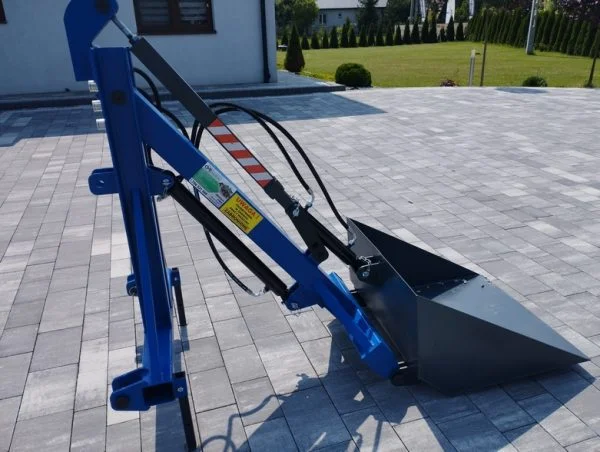 ładowacz hydrauliczny łyżka na tylni TUZ agrol maszyny rolnicze