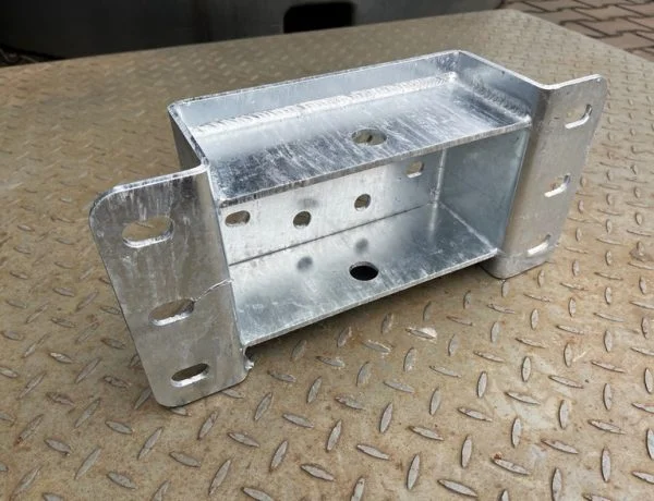 siłownik wygarniacz gałęzi