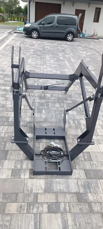 ładowacz czołowy jednosekcyjny na linkę ursus 2812