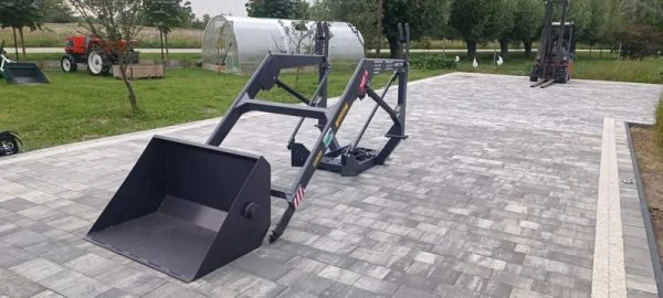 ładowacz czołowy jednosekcyjny na linkę MF235 agrolsklep