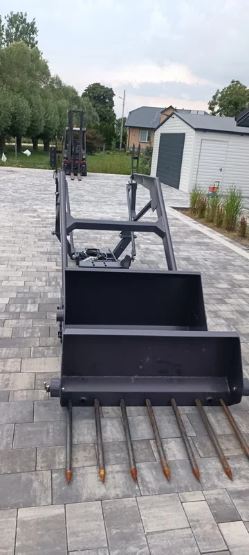 ładowacz czołowy jednosekcyjny na linkę MF235/MF255 agro tur