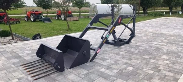 ładowacz czołowy jednosekcyjny na linkę MF235/MF255