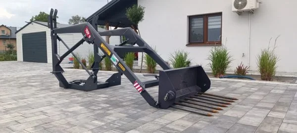 ładowacz czołowy jednosekcyjny na linkę