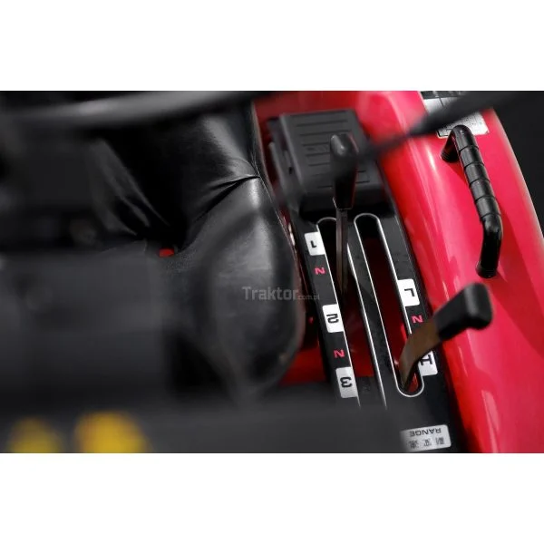 Shibaura P145F 4x4 14KM - obrazek 9