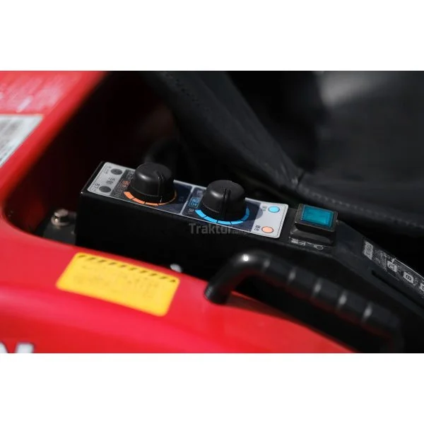 Shibaura P145F 4x4 14KM - obrazek 12