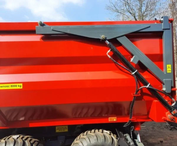 Przyczepy Skorupowe Tandem Zabudowa 8T czerwona