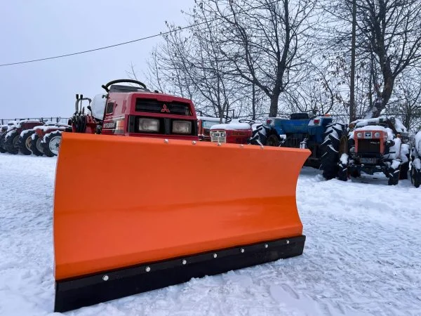 Pług czołowy do odśnieżania PS na płytę czołową czerwony sklep rolniczy