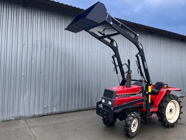 T300 ładowacz do małego ciągnika sanko czarny