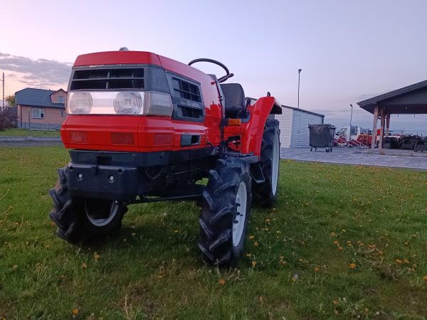 mały traktorek ogrodniczy 4x4 agrolsklep