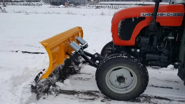 pług śnieżny samopoziomujący maszyny rolnicze