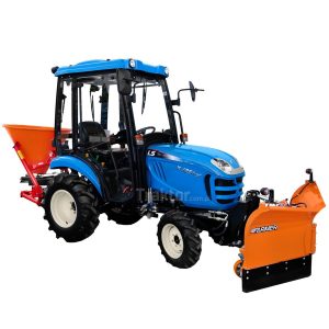 ls traktor z posypywarką i pługiem śnieżnym strzałkowym agrol maszyny